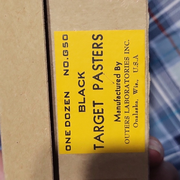 New in box 12 black target pasters outers laboratories target shooting outers - Picture 2 of 4